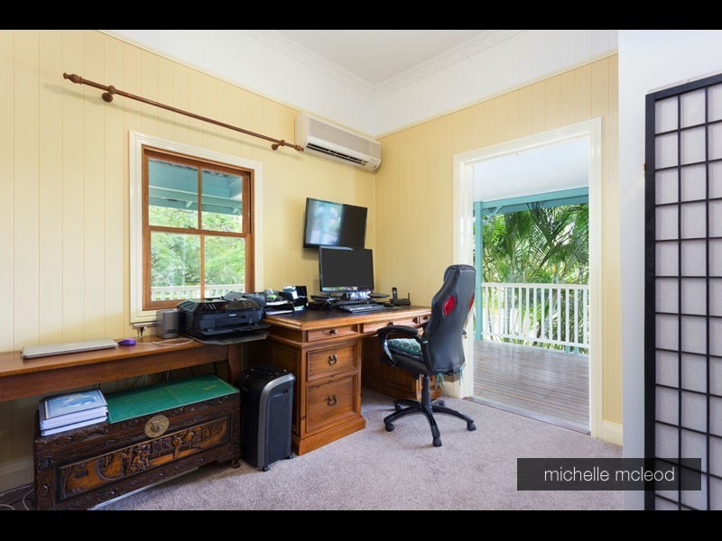 9 Cantwell Street, Anstead QLD 4070