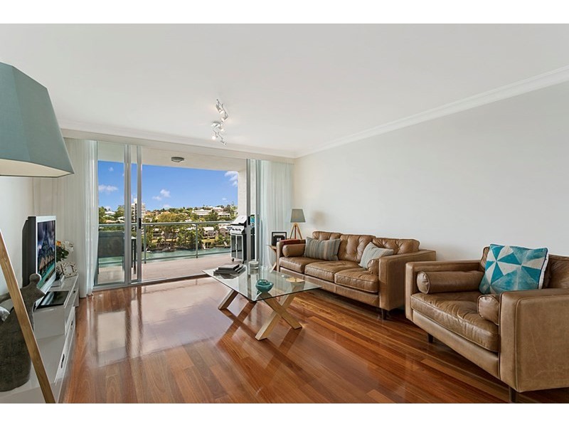 25/164 Macquarie Street, St Lucia QLD 4067