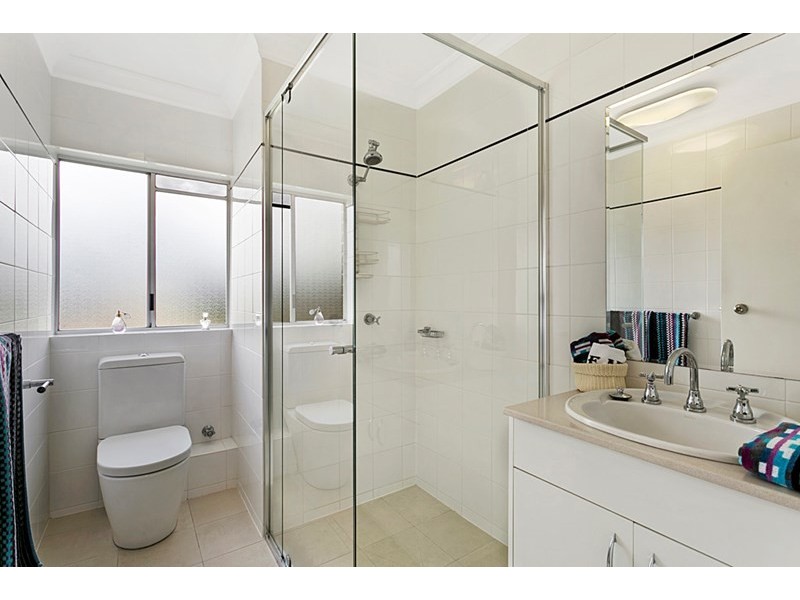 25/164 Macquarie Street, St Lucia QLD 4067