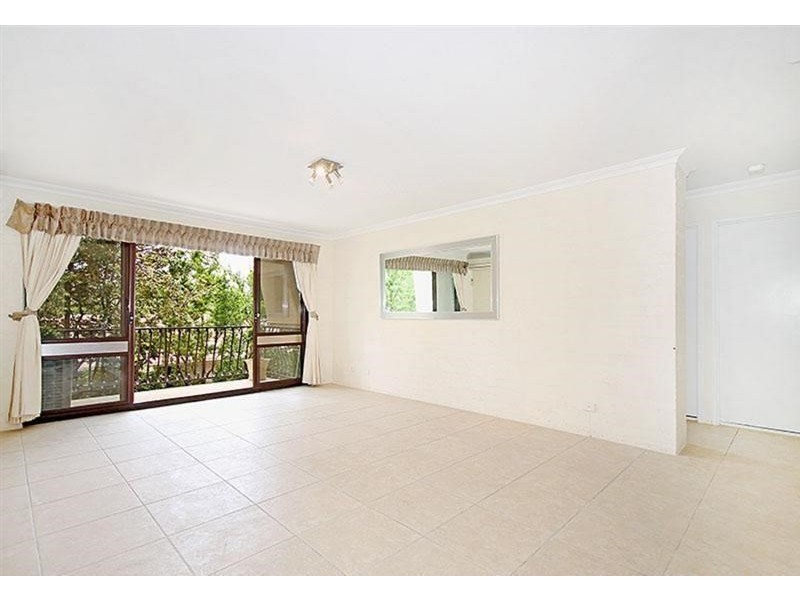 2/81 Armadale, St Lucia QLD 4067