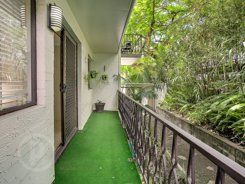 2/81 Armadale, St Lucia QLD 4067