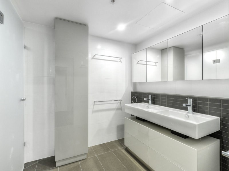 2005/55 Railway Terrace, Milton QLD 4064