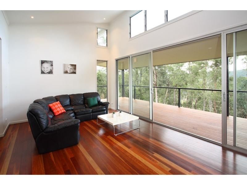 450 Gold Creek Road, Brookfield QLD 4069