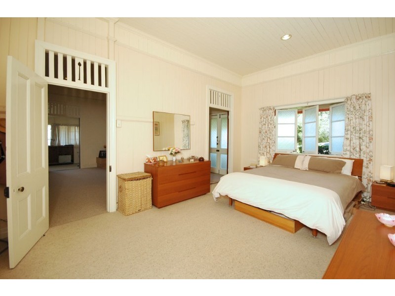 6 Thorpe Street, Toowong QLD 4066