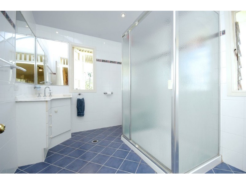 6 Thorpe Street, Toowong QLD 4066