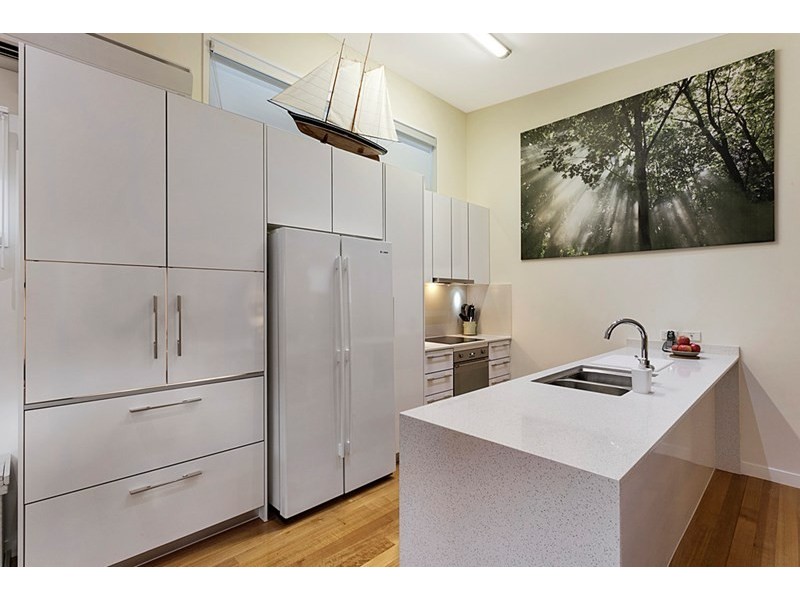 2/97 Sylvan Road, Toowong QLD 4066