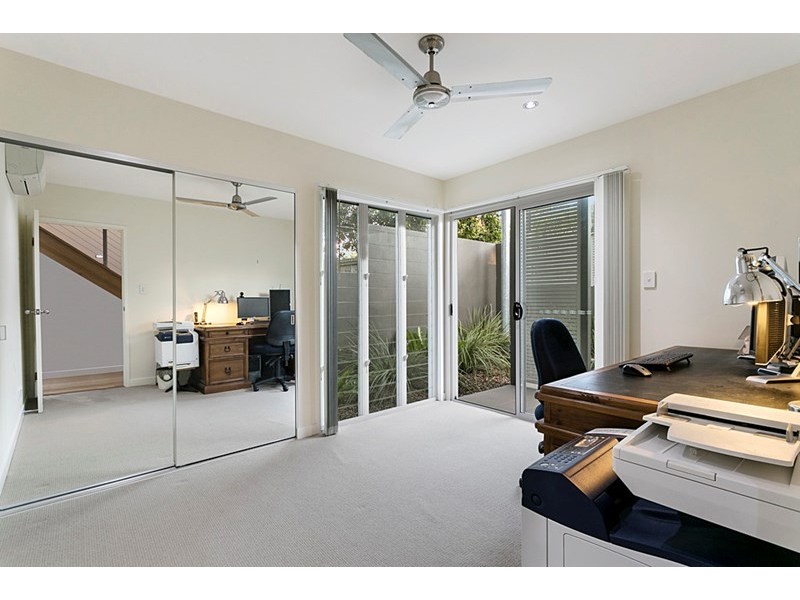 2/97 Sylvan Road, Toowong QLD 4066