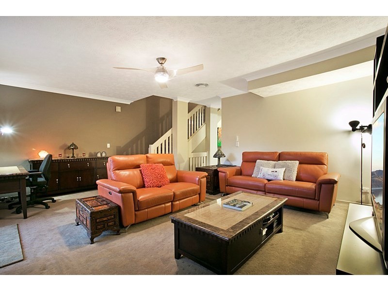 5/4 Moore Street, Taringa QLD 4068