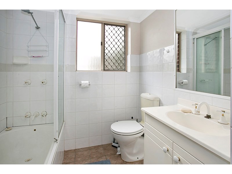 2/15 Lima Street, Auchenflower QLD 4066