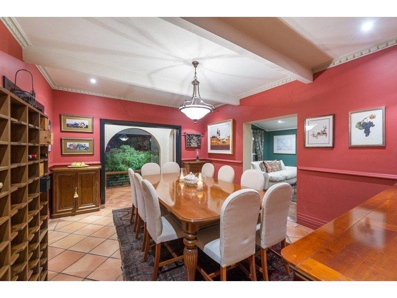 340 Swann Road, St Lucia QLD 4067