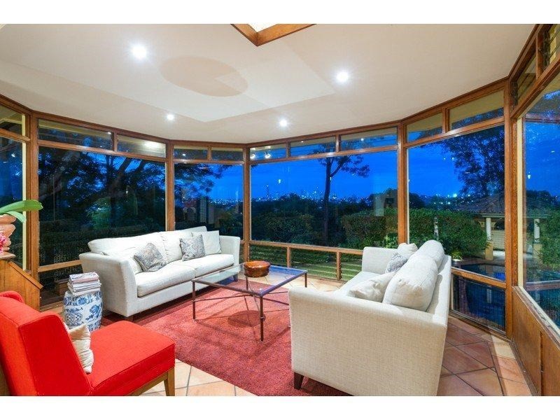 340 Swann Road, St Lucia QLD 4067