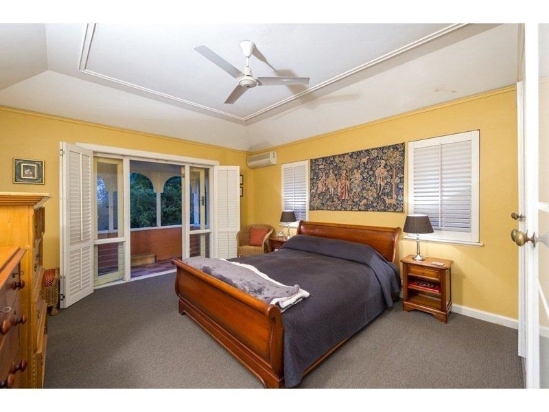 340 Swann Road, St Lucia QLD 4067