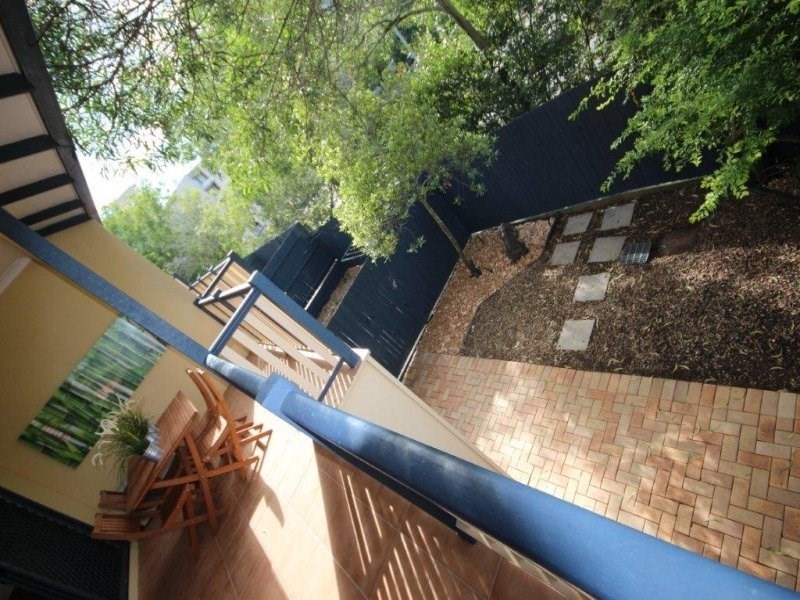 4/39 Brisbane Street, Toowong QLD 4066