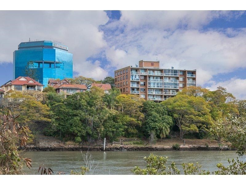 2 or 3/26 Archer Street, Toowong QLD 4066