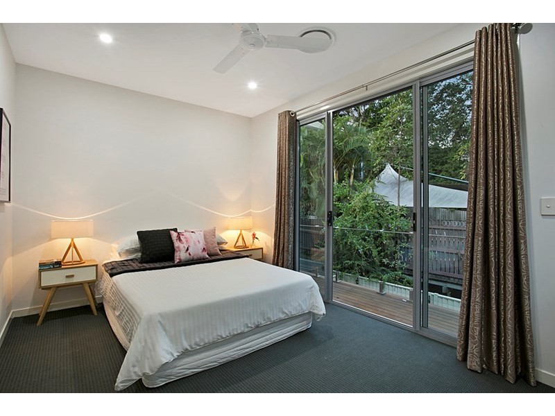 2/30 Woodstock Avenue, Taringa QLD 4068