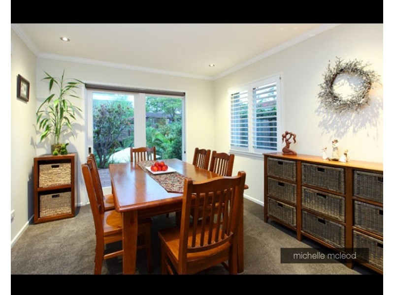 275 Chapel Hill Road, Chapel Hill QLD 4069