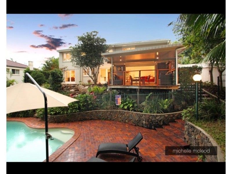 275 Chapel Hill Road, Chapel Hill QLD 4069