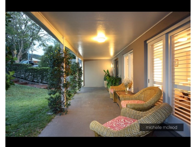 275 Chapel Hill Road, Chapel Hill QLD 4069