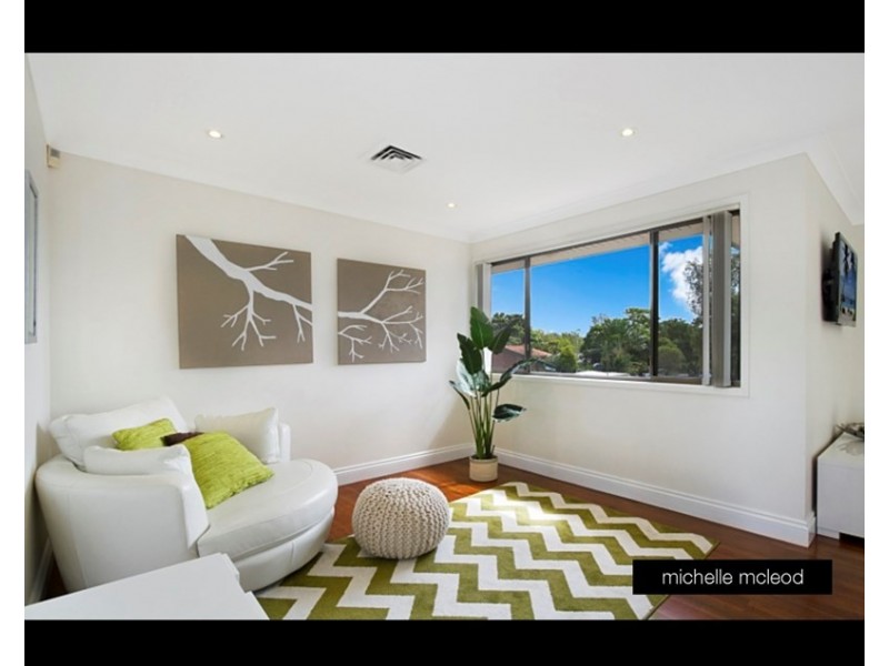 21 Mondra Street, Kenmore QLD 4069