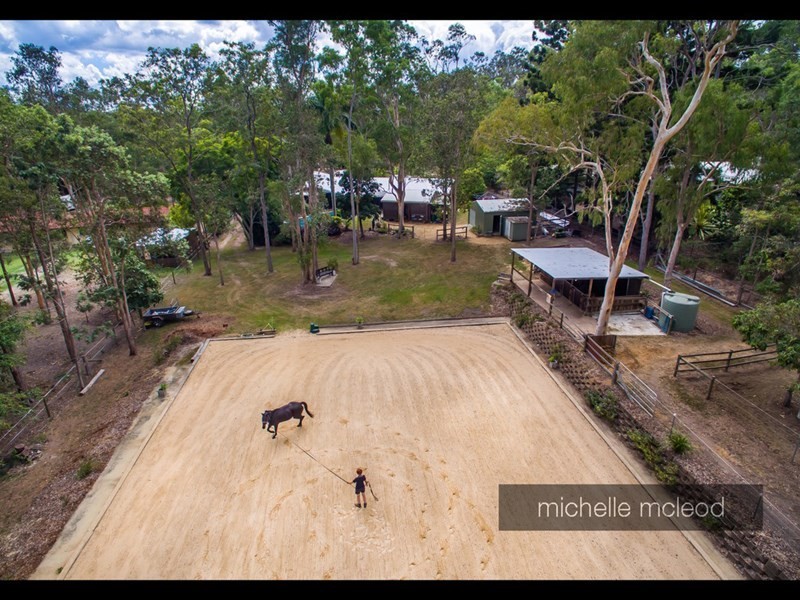 72 Sugars Road, Bellbowrie QLD 4070