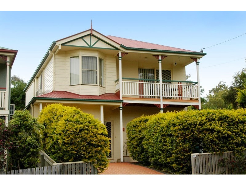 6 Rambler Street, Bardon QLD 4065