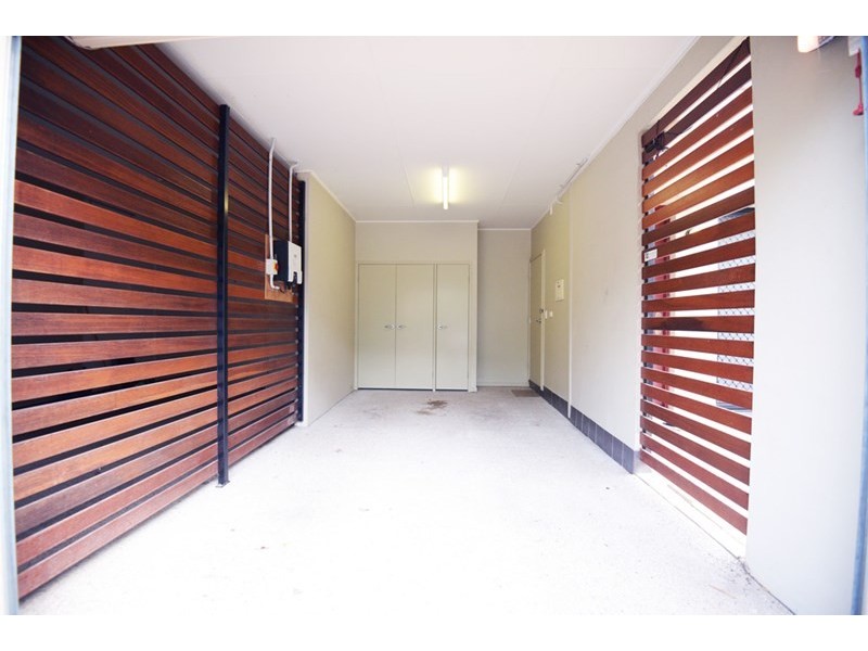 2/8 Campus Street, Indooroopilly QLD 4068