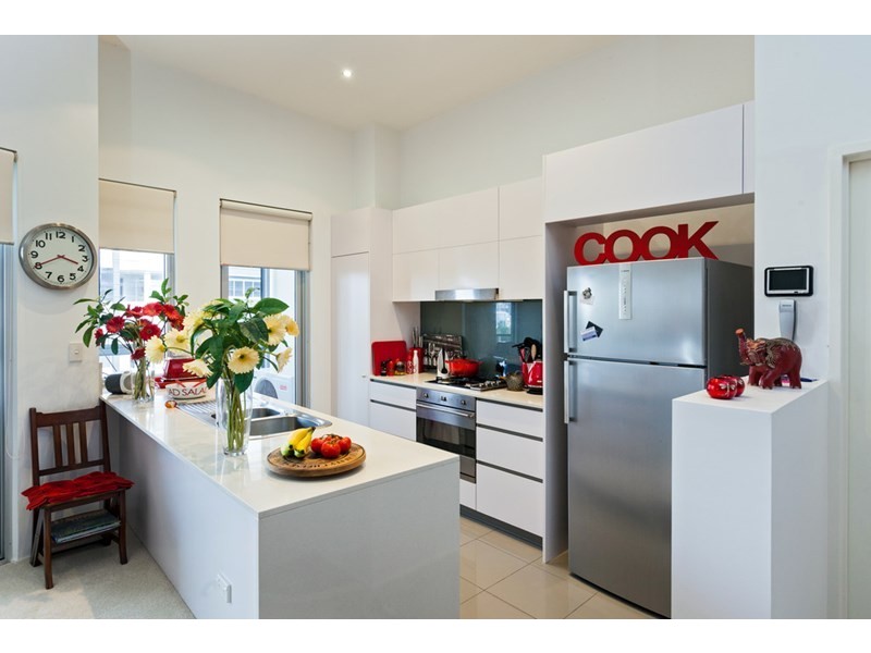 68/363 Coronation Drive, Auchenflower QLD 4066