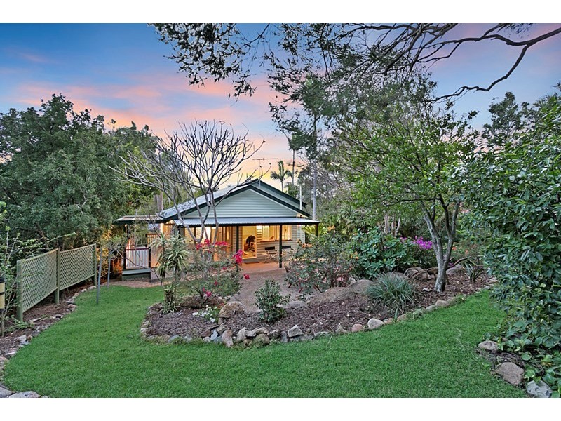 111 Payne Street, Indooroopilly QLD 4068