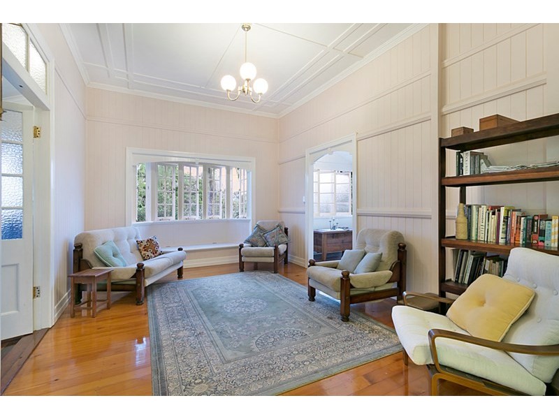 111 Payne Street, Indooroopilly QLD 4068