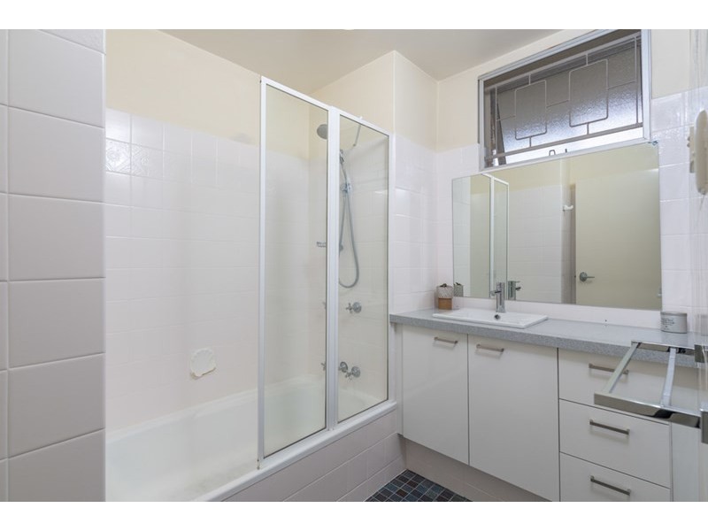 13/15 Bellevue Terrace, St Lucia QLD 4067