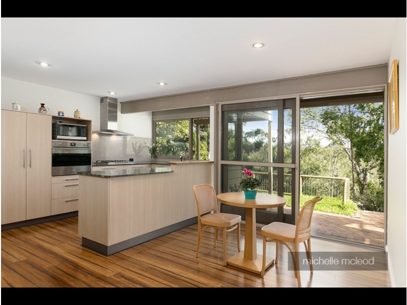 24 Rowena Street, Kenmore QLD 4069