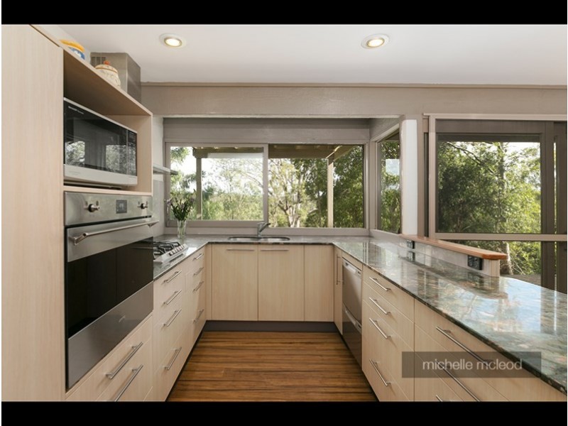 24 Rowena Street, Kenmore QLD 4069