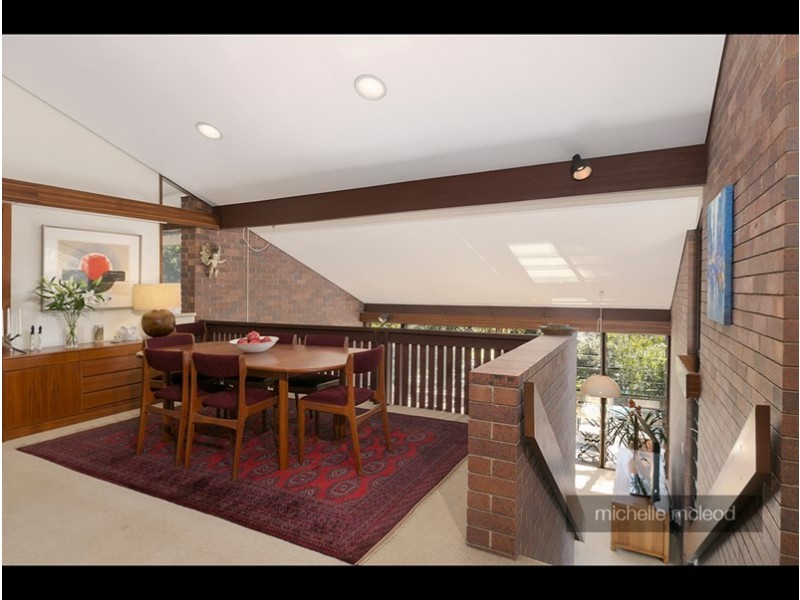 102 Kersley Road, Kenmore QLD 4069