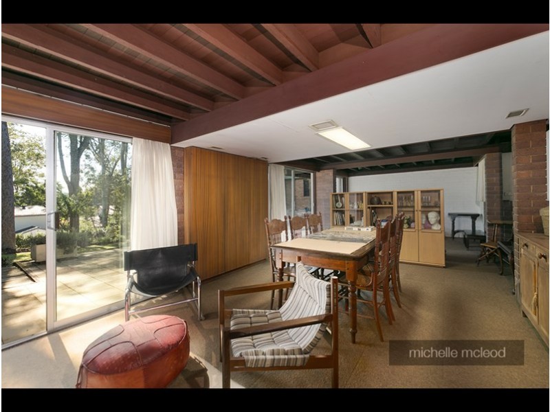 102 Kersley Road, Kenmore QLD 4069