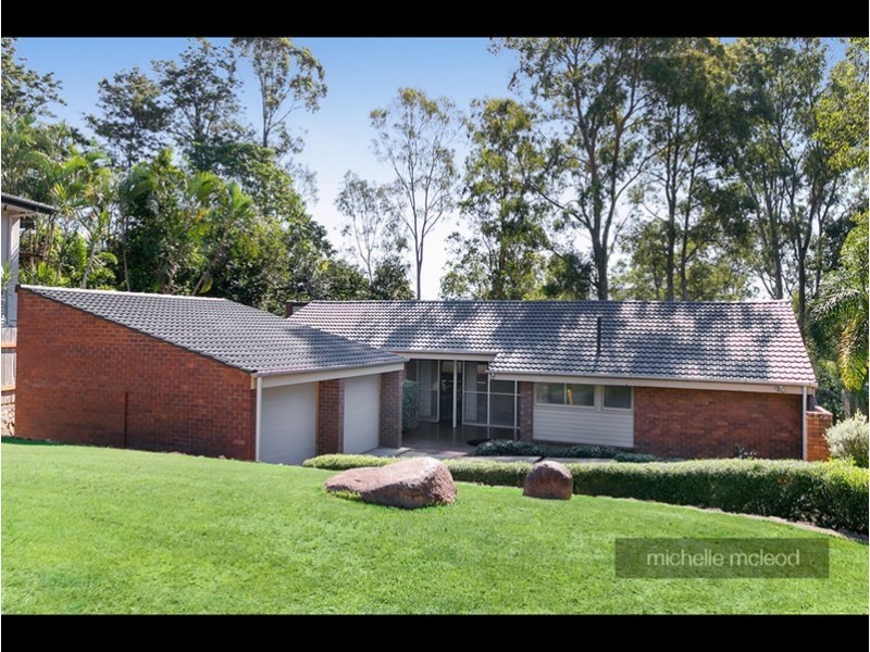 102 Kersley Road, Kenmore QLD 4069