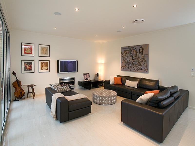 112 Hawken Drive, St Lucia QLD 4067