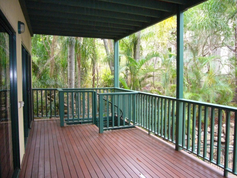 61 Carroll Street, Bardon QLD 4065