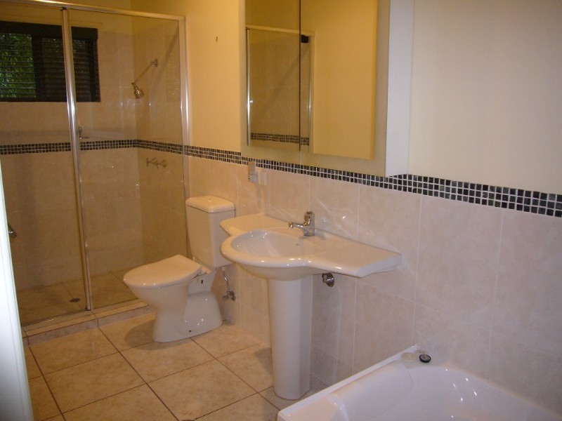 61 Carroll Street, Bardon QLD 4065