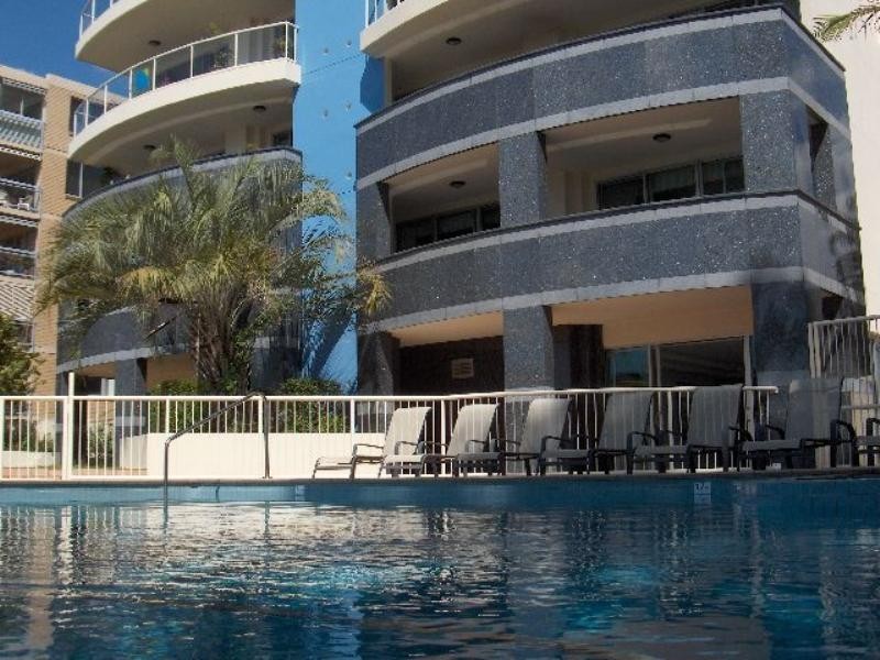 1/100 Macquarie Street, St Lucia QLD 4067