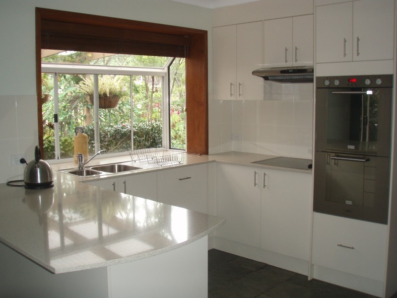 6 Greenrigg Court, Indooroopilly QLD 4068