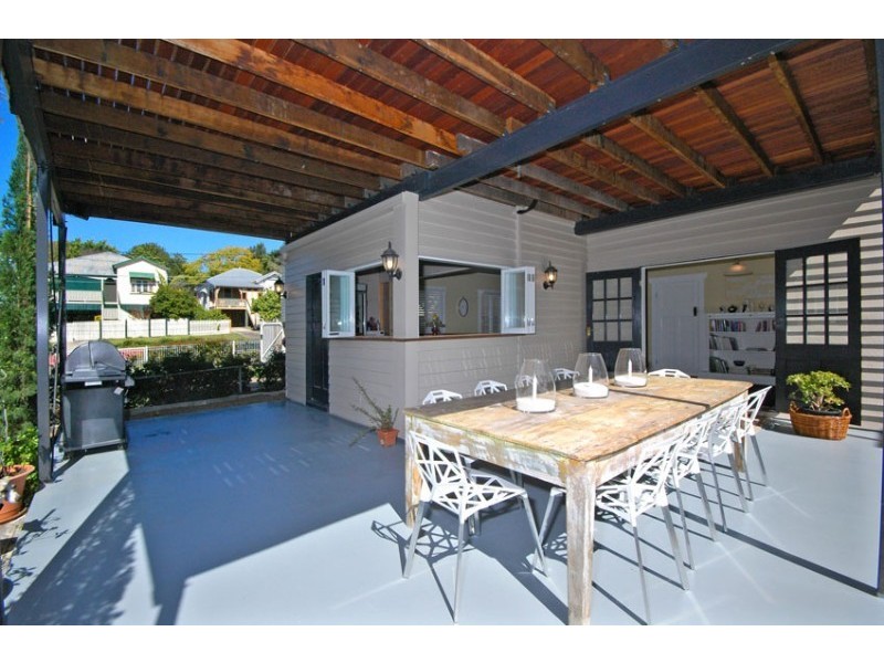 3 Meecham Street, Grange QLD 4051