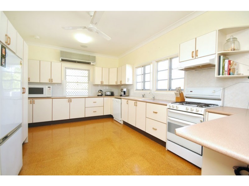 3 Meecham Street, Grange QLD 4051