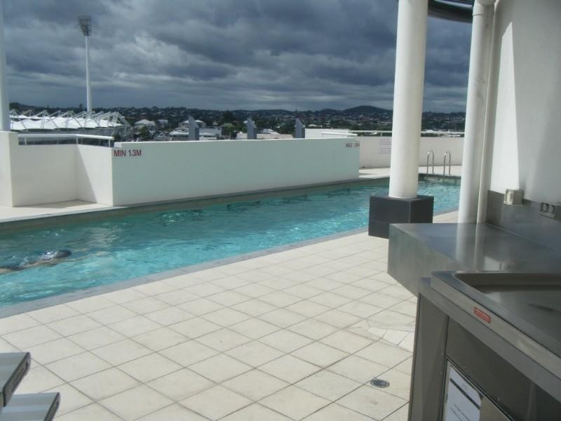 202/803 Stanley Street, Woolloongabba QLD 4102