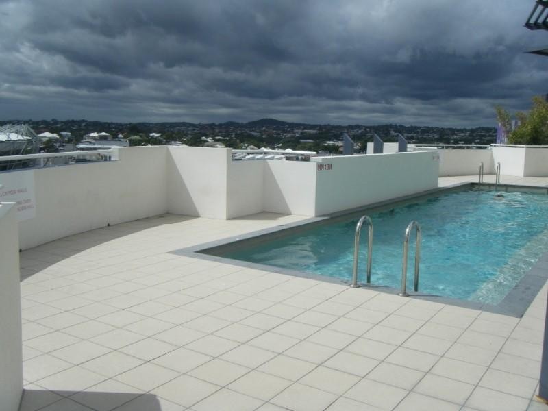 202/803 Stanley Street, Woolloongabba QLD 4102