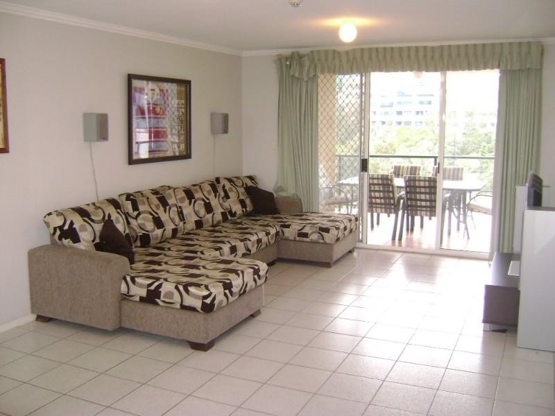 19/16 Patrick Lane, Toowong QLD 4066