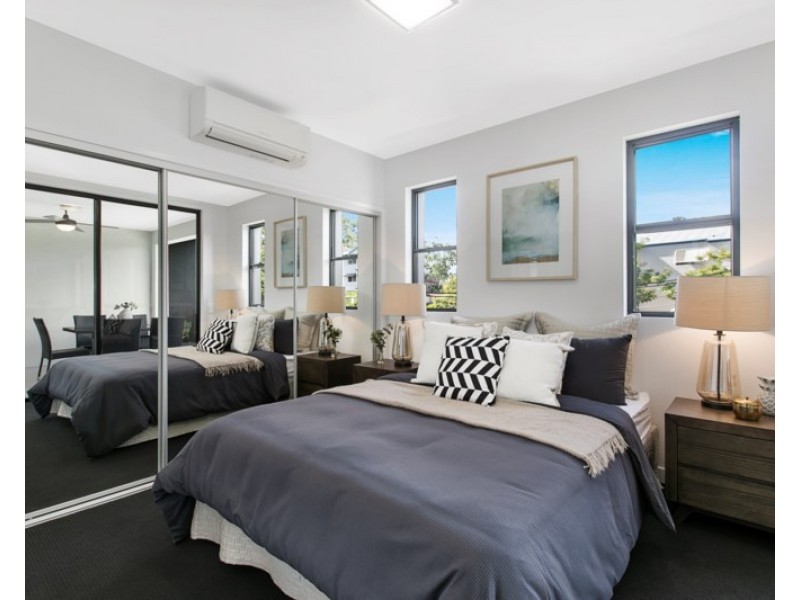 117 Indooroopilly Road, Taringa QLD 4068