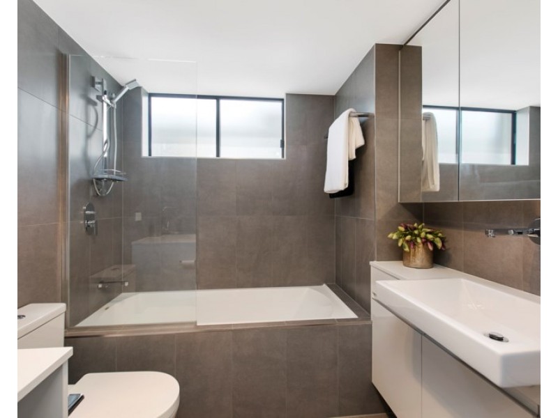 117 Indooroopilly Road, Taringa QLD 4068