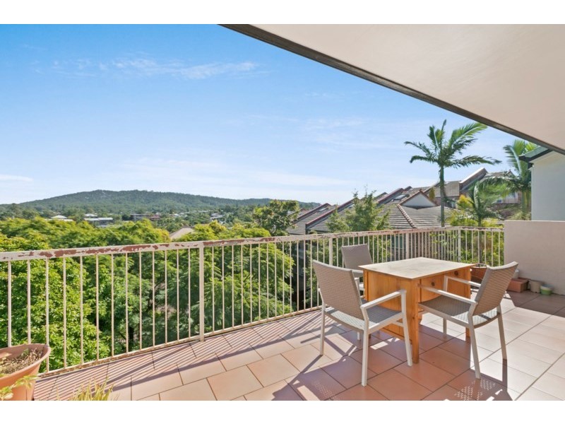 4/31 Swann Road, Taringa QLD 4068