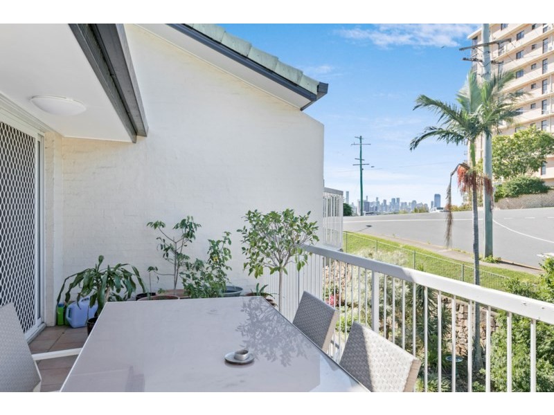 4/31 Swann Road, Taringa QLD 4068