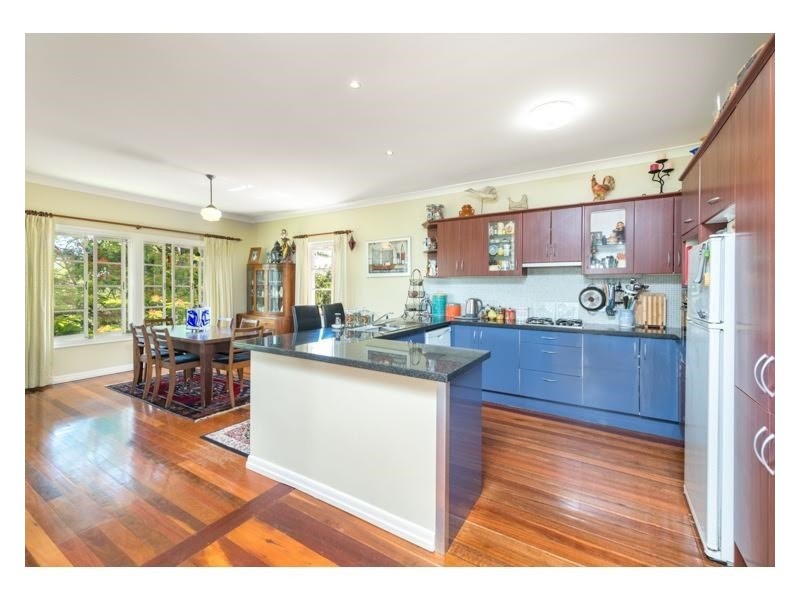 53 Highland Terrace, St Lucia QLD 4067